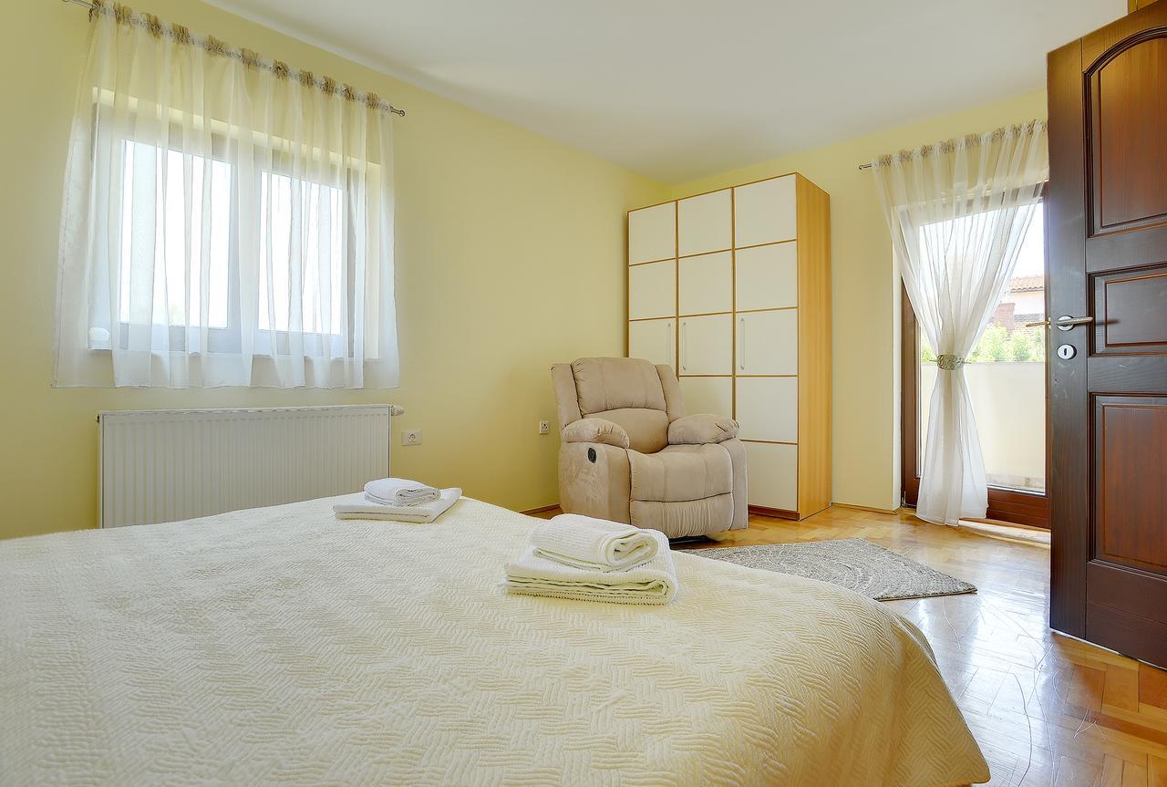 Villa Nina Медулин Екстер'єр фото